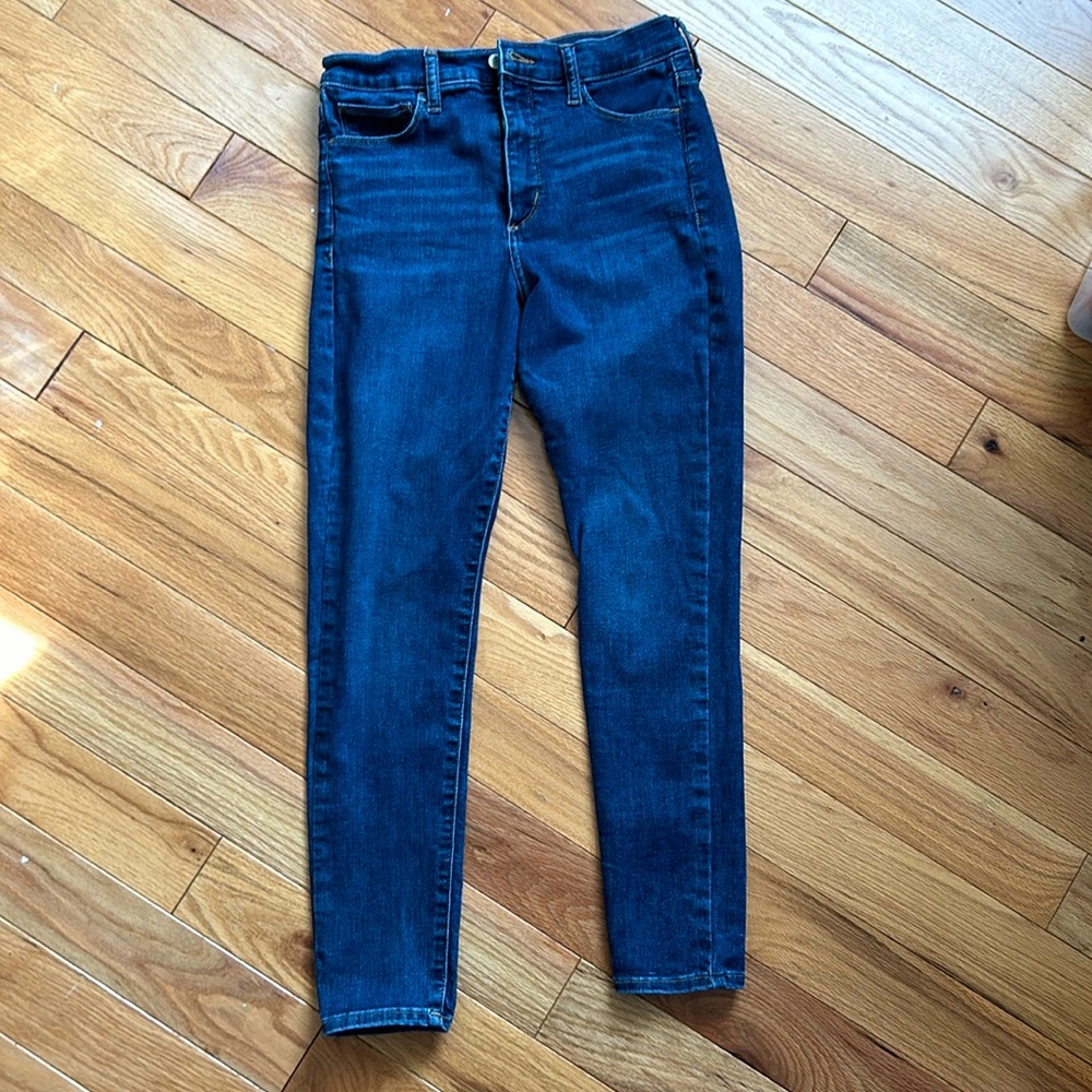 Gap favorite Jegging size 8/29 regular.